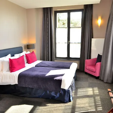 Hotel Du Chateau Bleu 3*